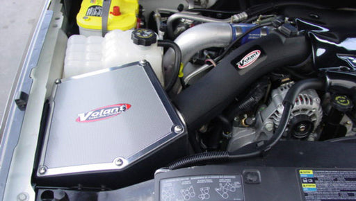 Volant 15866 Closed Box Air Intake w/Pro 5 Filter 01-04 Chevrolet/GMC Silverado/Sierra 2500HD/3500HD Volant - Truck Part Superstore