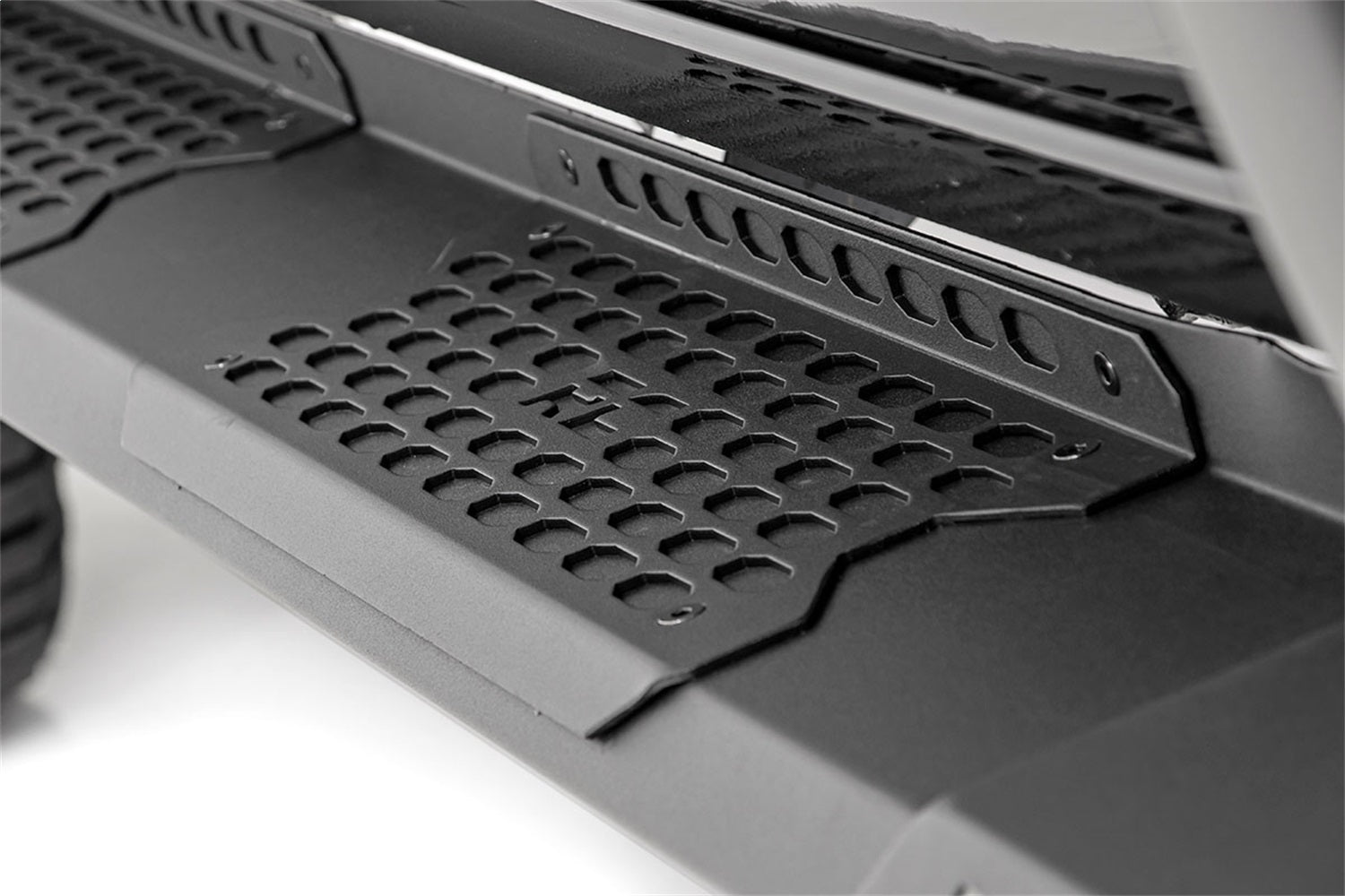 Rough Country SRB151977 Chevy HD2 Running Boards 1520 Colorado/Canyon